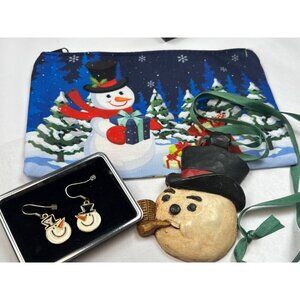 Snowman-Themed Holiday Gift Set W/ Earrings Wooden Ornament & Festive Pouch